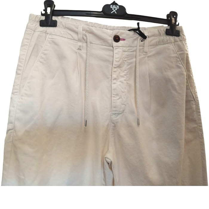 Pantalone BERNA in misto lino/cotone con coulisse pence e tasca posteriore a taglio verticale