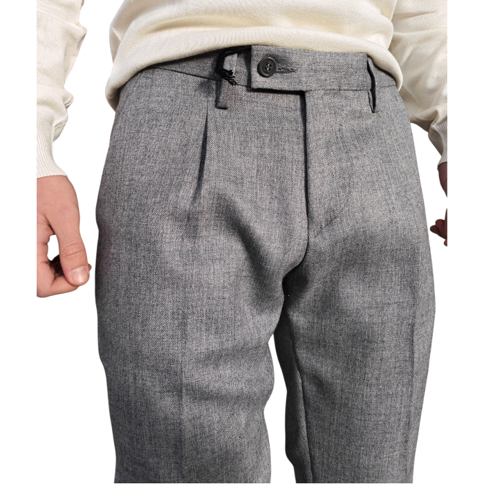 Pantalone uomo IMPERIAL slim fit con tasche america anteriori e filetto posteriori