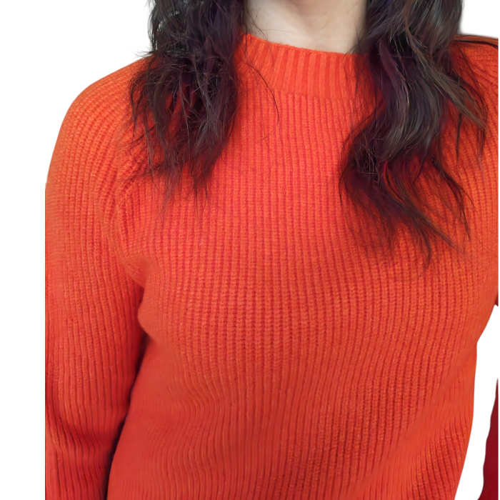 Maglia donna SUSY MIX modello barchetta a costine con spacchi laterali