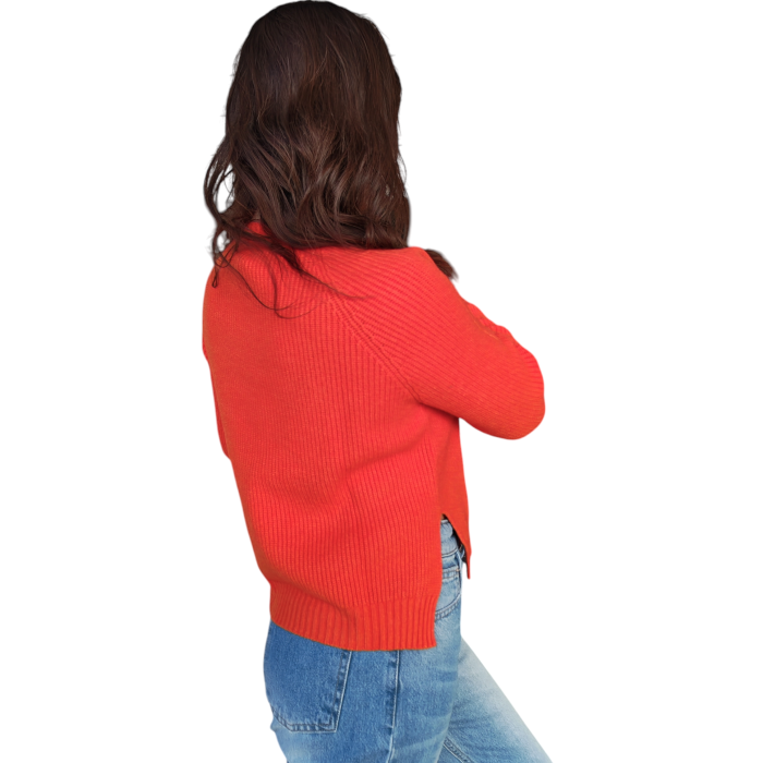 Maglia donna SUSY MIX modello barchetta a costine con spacchi laterali