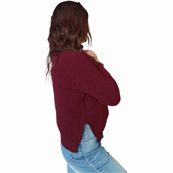 Maglia donna SUSY MIX modello barchetta a costine con spacchi laterali