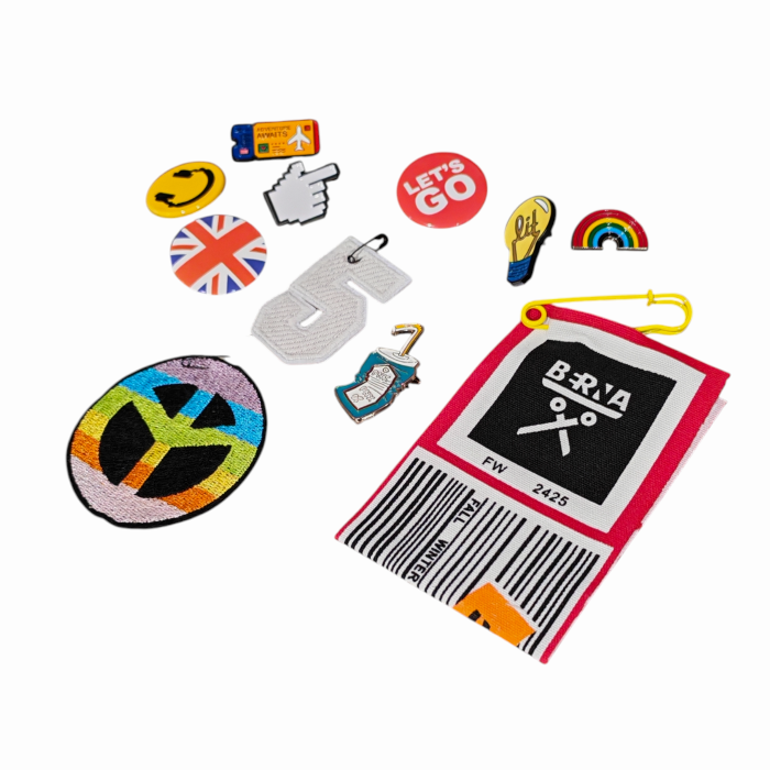 Parka uomo BERNA in caldo cotone con interno in lanetta cappuccio e spille