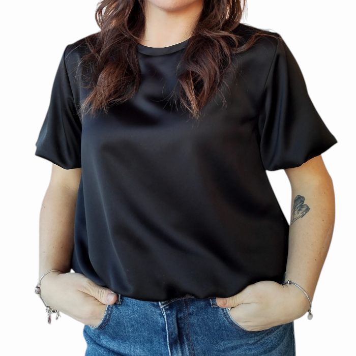 Maglia donna IMPERIAL in raso manica corta fit ampio con orlo arricciato