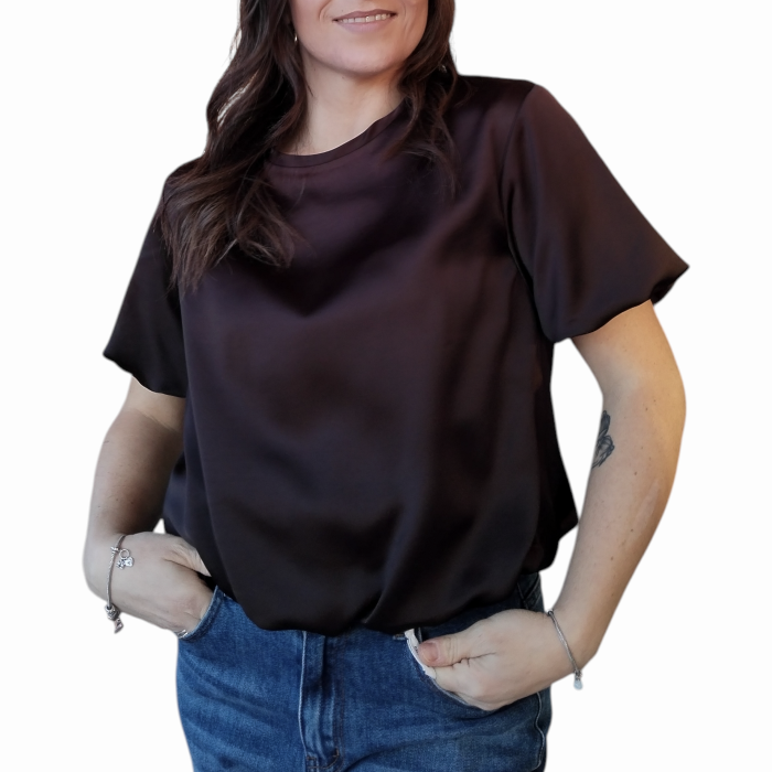 Maglia donna IMPERIAL in raso manica corta fit ampio con orlo arricciato