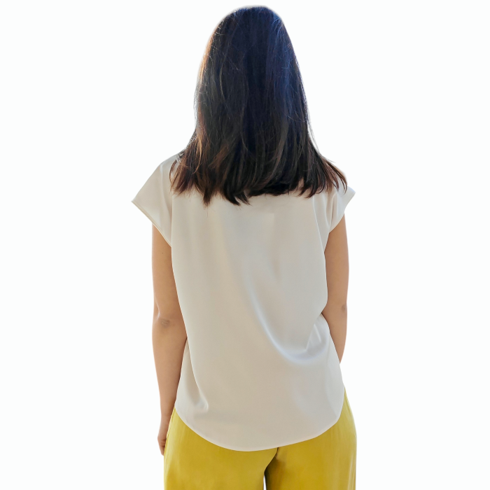 Camicia donna IMPERIAL in raso smanicata collo classico scollo a V