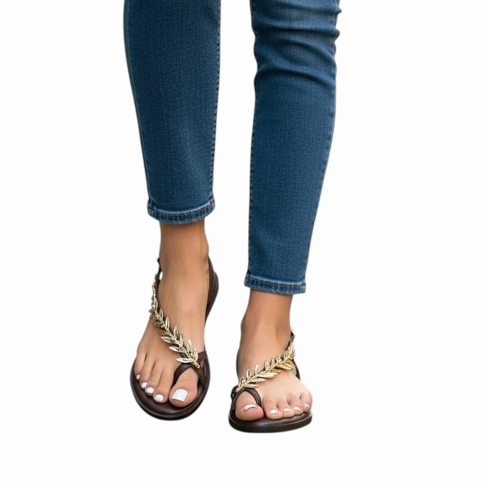 Sandalo donna OVYE' basso in pelle con cinturino e decorazioni dorate