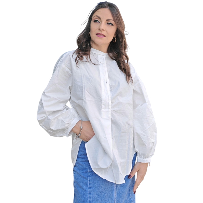 Camicia donna 22.01 oversize mod. Serafina 100%cotone popeline collo Koreano