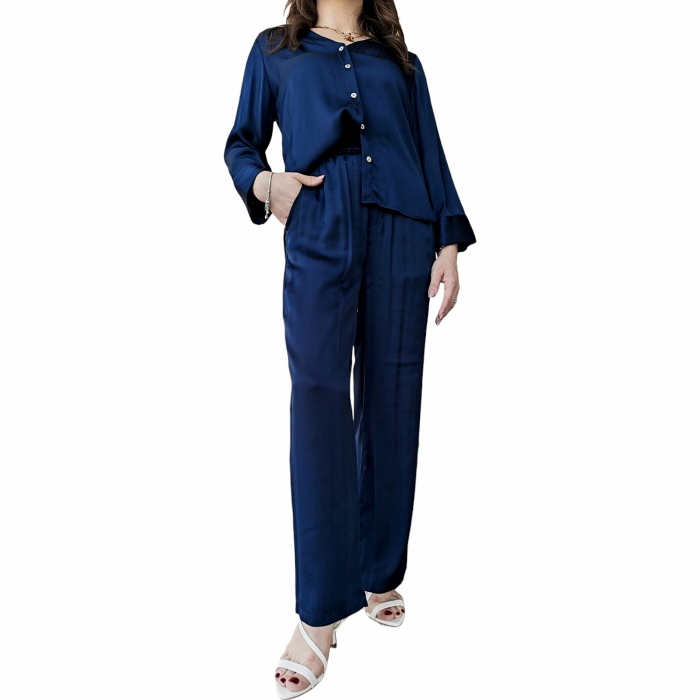 Completo donna 22.01 effetto raso camicia scollo a V pantalone slim con elastico
