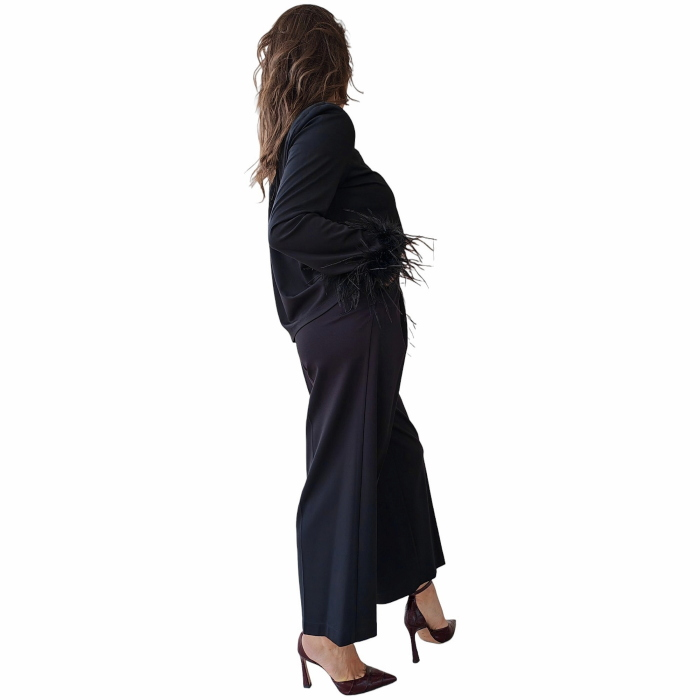 Completo donna IMPERIAL blusa con polsini piuma e pantalone palazzo